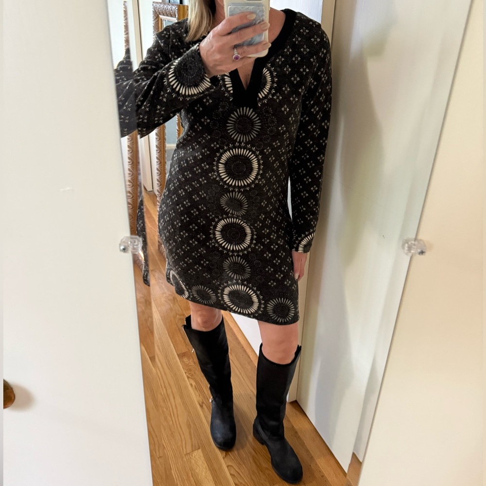 Aryeh Black and White Geometric Long Sleeve Dress